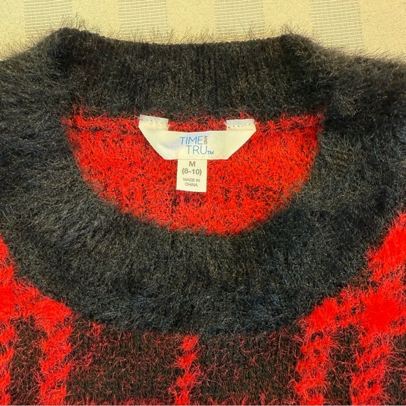 Time and Tru Plaid Sweater Size M (8-10) Red Black Soft Eyelash NWT Holiday - Picture 9 of 12